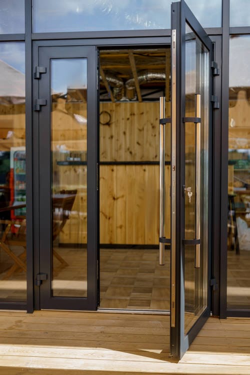Glass Partition Work in Dubai