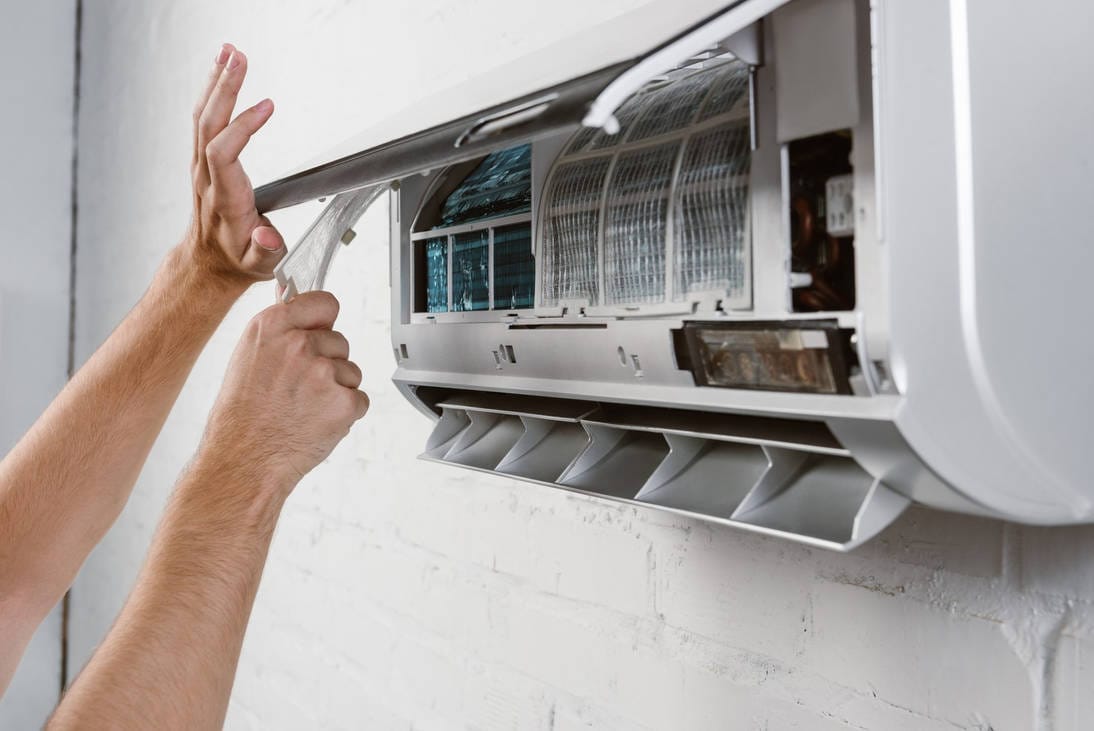 DAIKIN AC Repair & Maintenance in Dubai